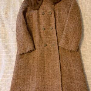 Vintage 60s wool coat with fur collar
